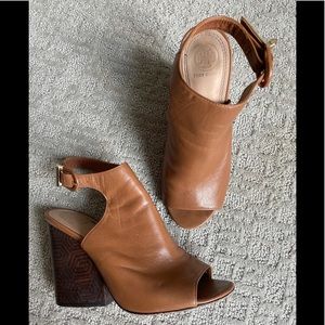 Tory Burch Grove Bootie Heels Size 7.5